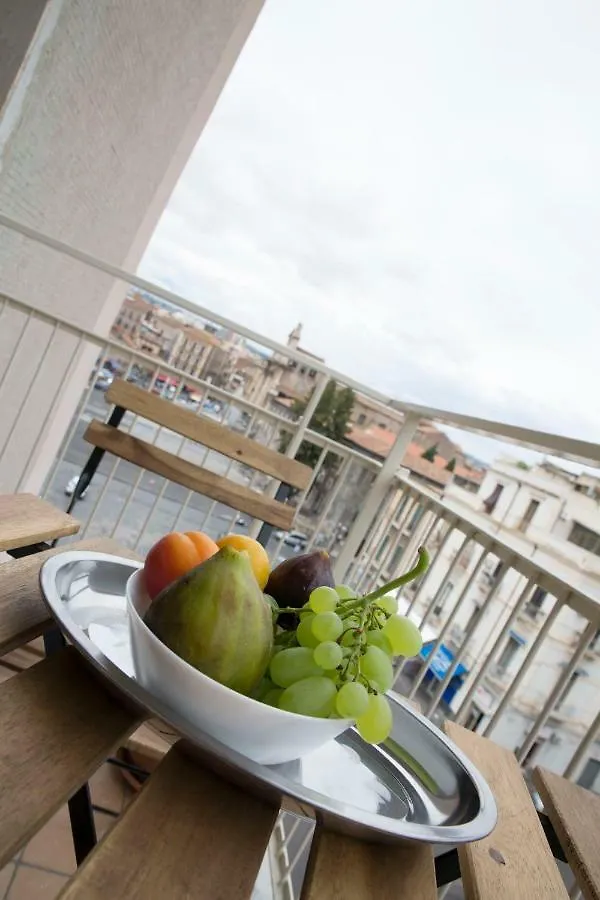 Antico Mercato Catane Couette-café